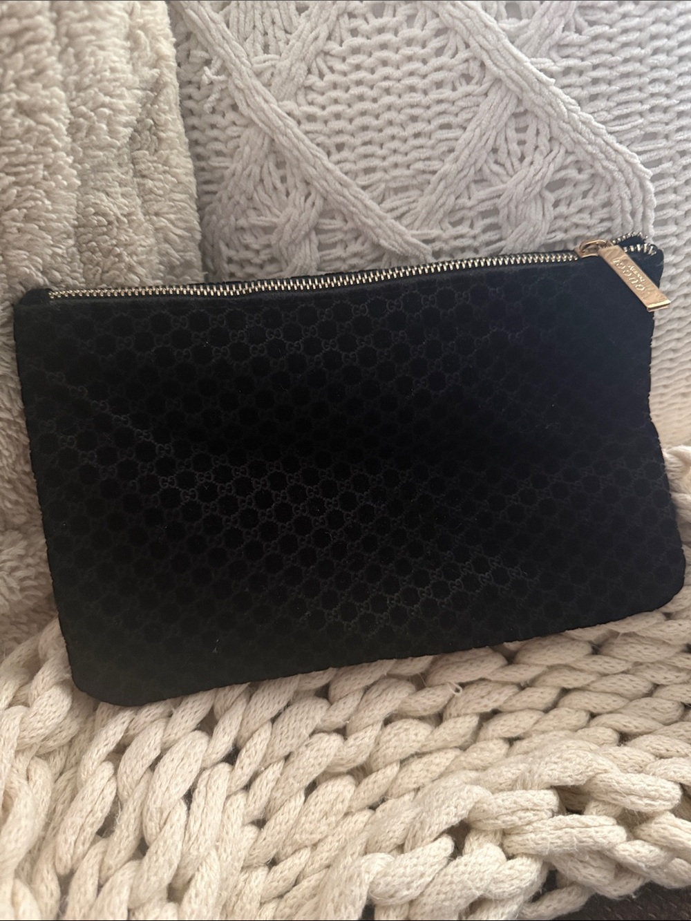 Gucci black makeup bag🩷